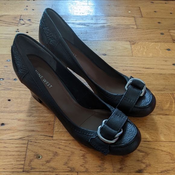 Nine West Leather & Buckle Chunky Heels - Picture 2 of 8